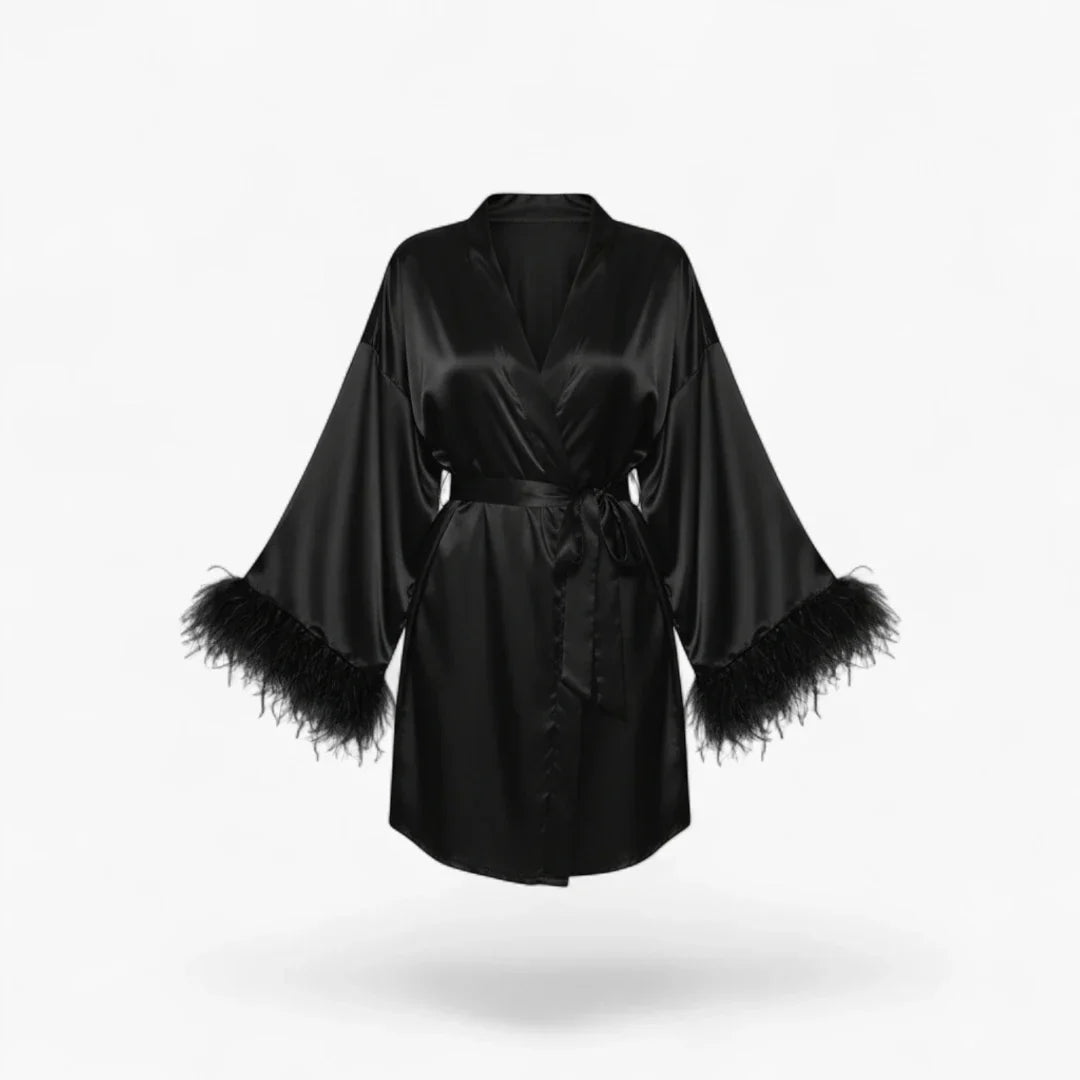 Peignoir Femme Satin – Noir à Manches Plumes Élégantes