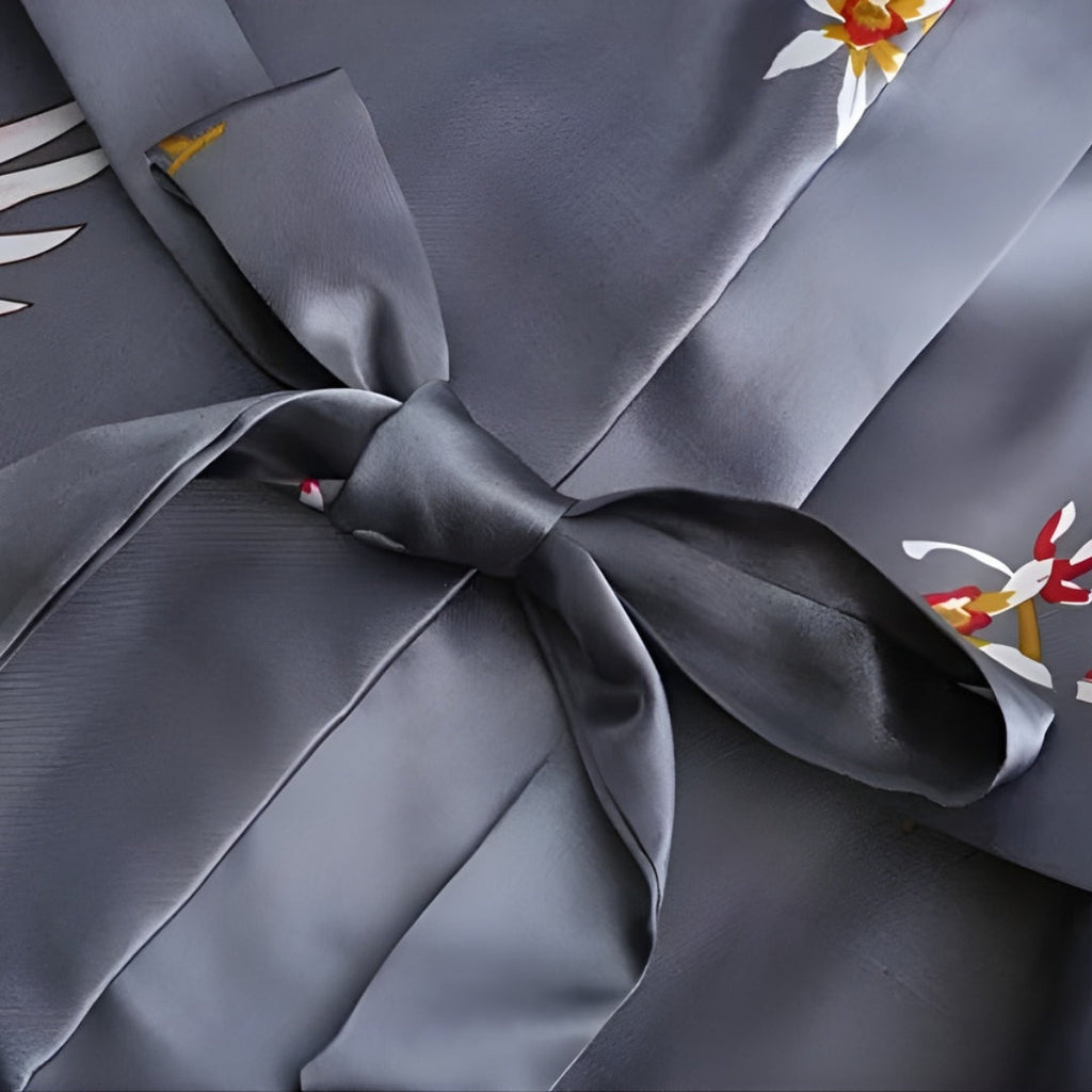 Peignoir Femme Satin – Motif Grues Japonaises Argenté — photo 4